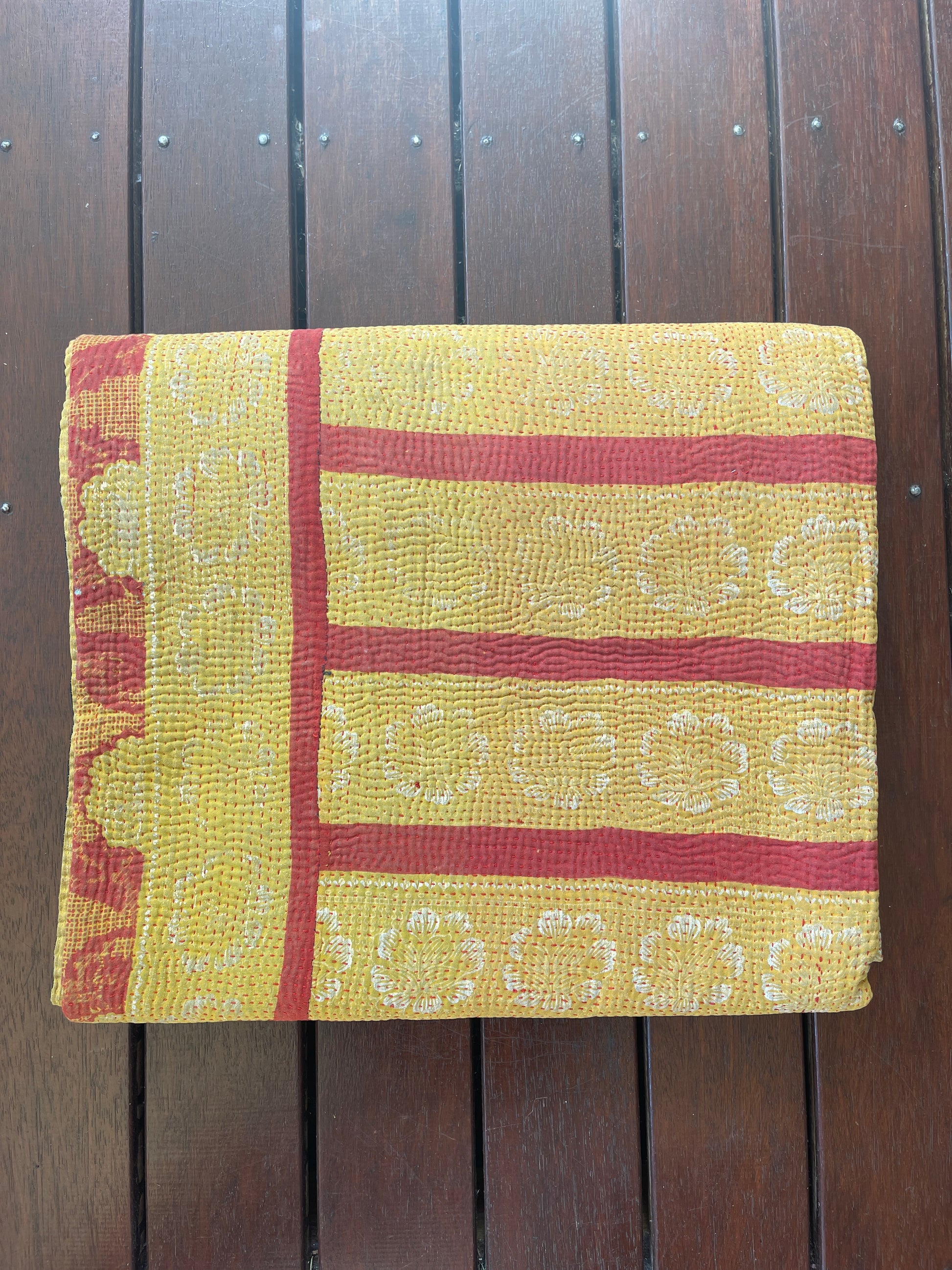 Indian Handmade Reversible Vintage Kantha Quilt Bedspread Geeta - Adore India   